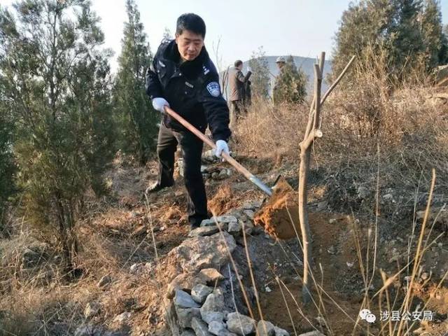 【践行十九大】涉县公安局积极组织义务植树活动