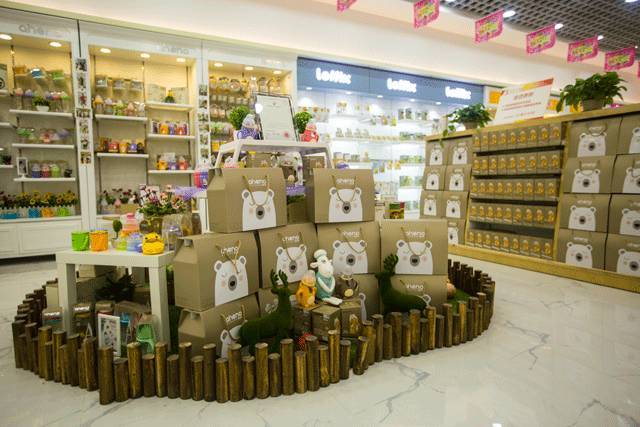 12月6日 开业优惠大放送 地址:贵阳西南国际商贸城3号广场b区4层1号