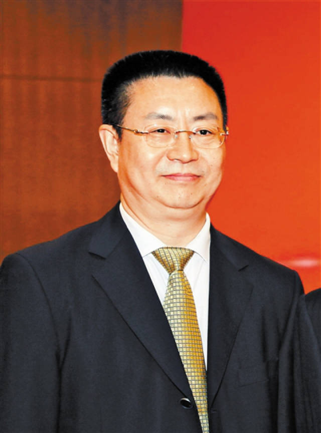 海普瑞董事长老婆图片