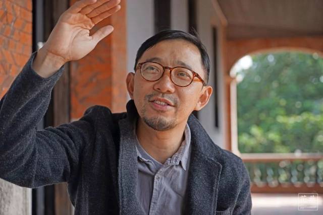 说起艺术与普通人的联结,吴达新说这就像教育,总要细水长流.