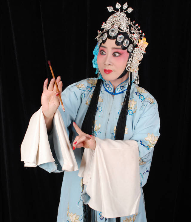 岁末大戏台 | "岁末"演出上线,河北梆子《陈三两》惠民票价30元起