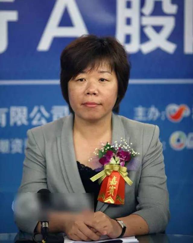 莲下这位"打工妹"成为女强人,苹果公司ceo库克还专程登门拜访!