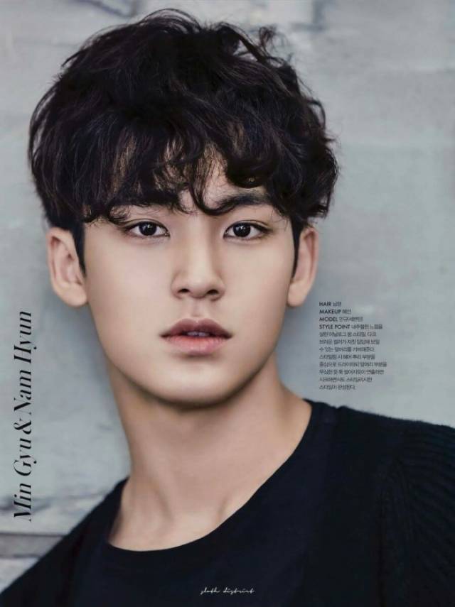 尹净汉 韩国网友评选的当红男团颜值担当就总结到这了,大家对韩国网友