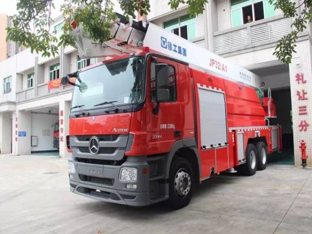 斥資220萬購置man多功能城市主戰消防車