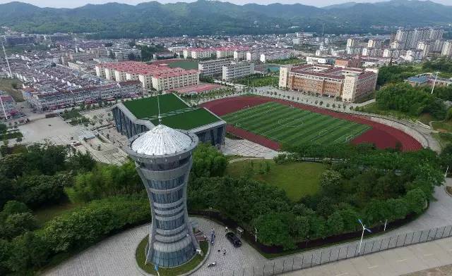 毛坦厂中学这下又在全国出名了