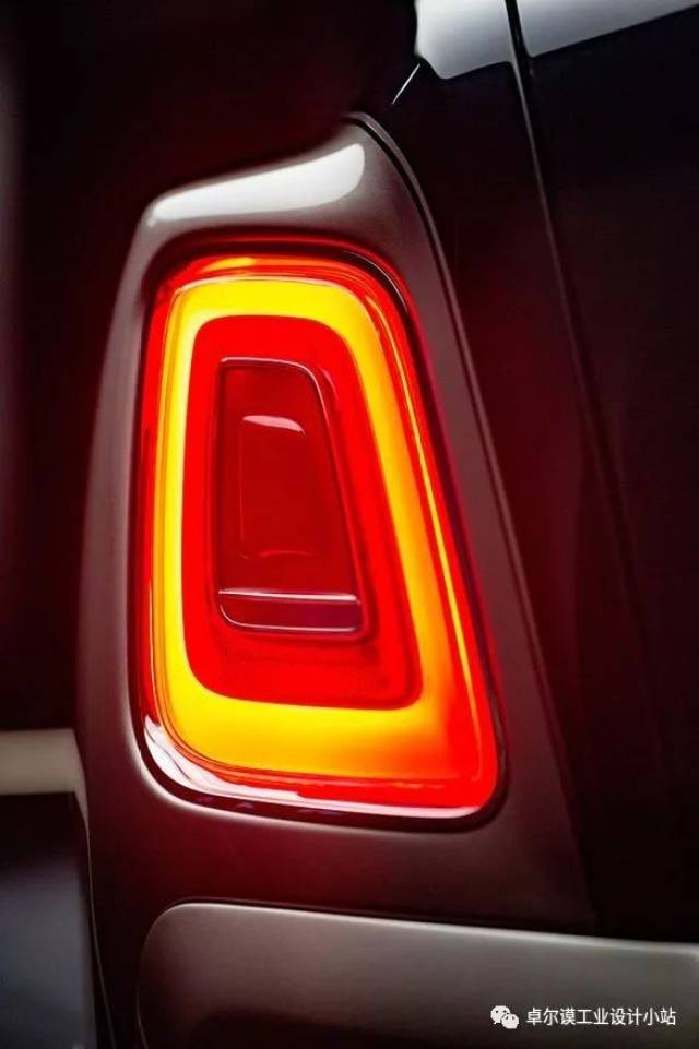 细节之美:炫酷车灯设计