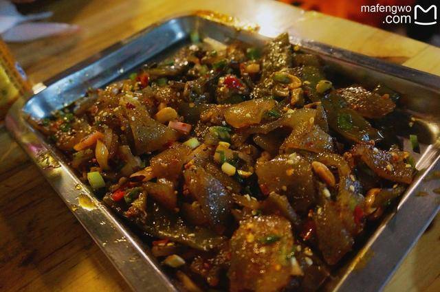 这个类似凉粉的东西叫什么皮,我给忘了.