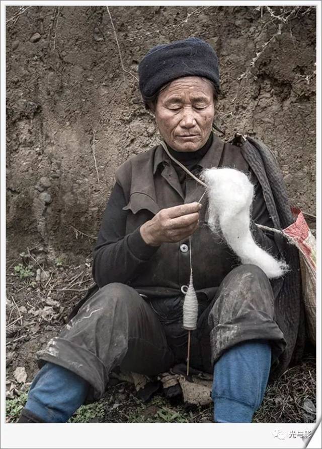 【光与影】摄影作品网 2017年12月8日封面作品