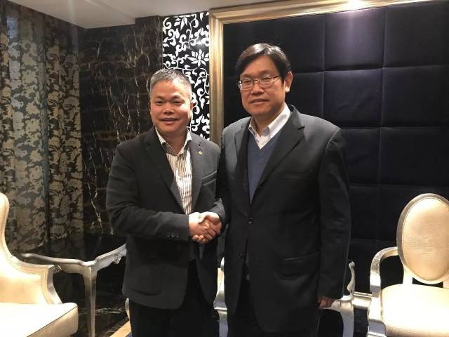 江苏省侨办王华主任在南京会见意大利江苏总商会筹委会朱裕华先生一行