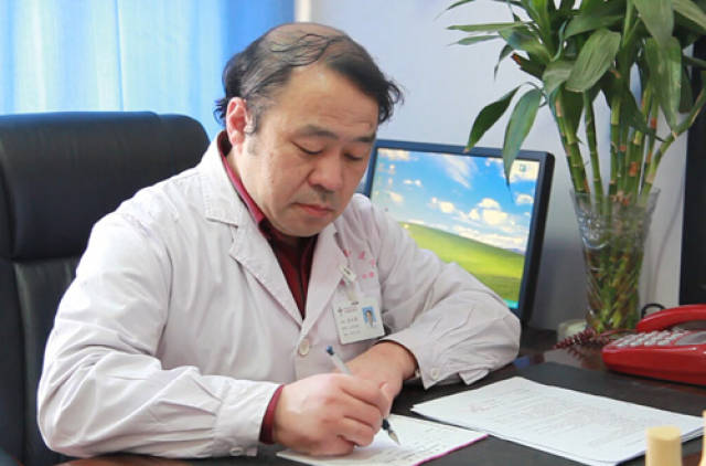 对话骨科名医孙永强:无影灯下的匠心情怀