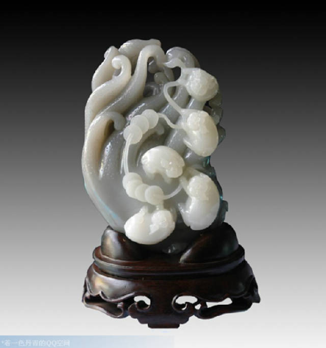 有一种软玉.又称青海玉.很漂亮!