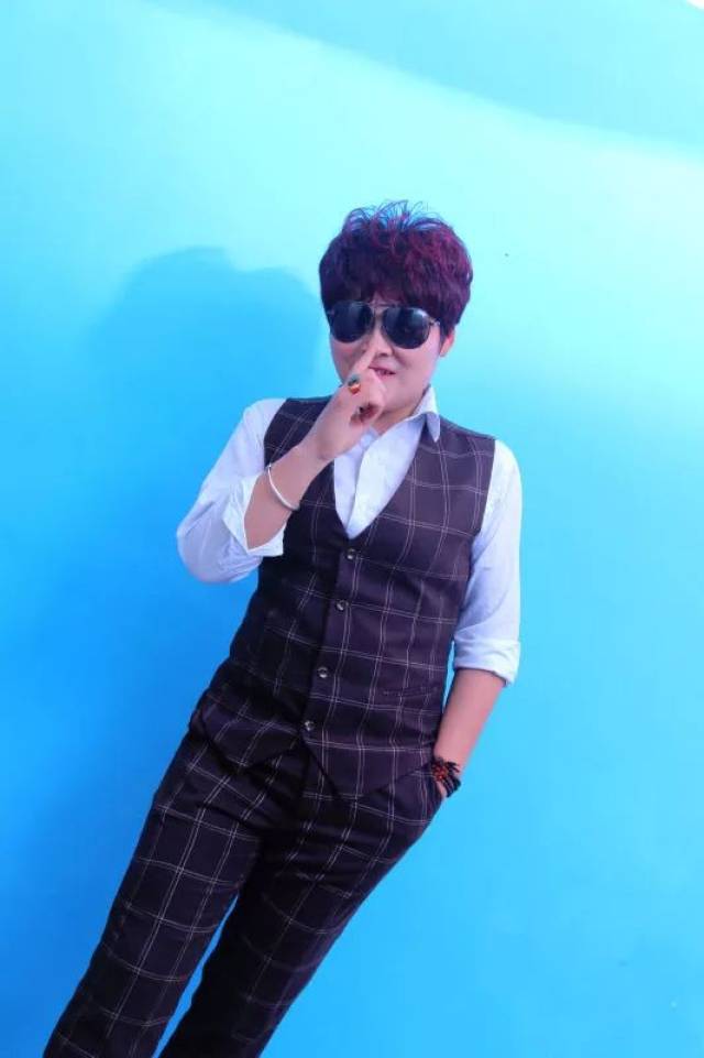 【诗词伴平生】开心郡主——李肖峰诗四首