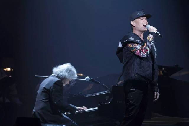 侧田阔别两年红馆再开骚唱好人命硬kong多首经典作