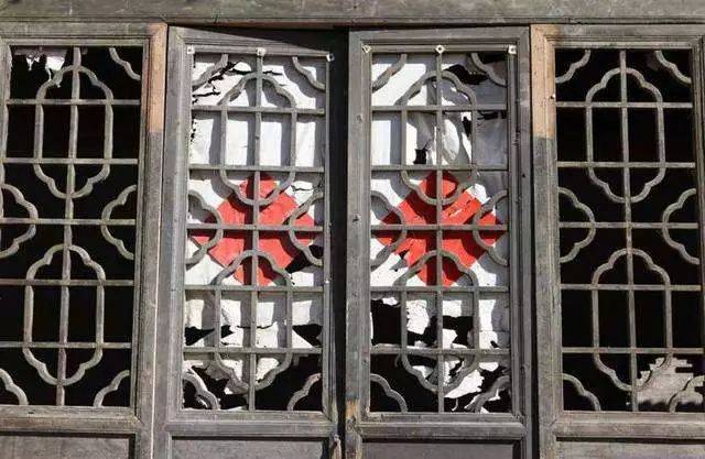 你见过纸糊的窗户吗?