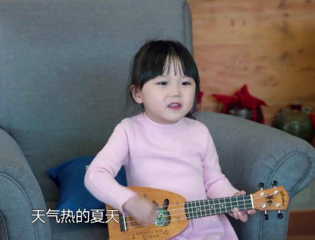 王源向小迷妹学唱爱之初体验,歌词不记得遭嫌