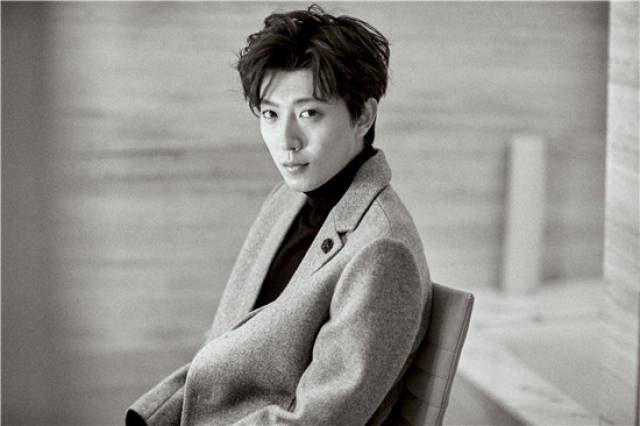 的诞生》正在浙江卫视热播,在最新播出的节目中,青年演员姚远亮相舞台