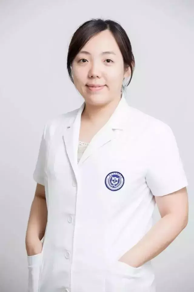 北大医疗康复医院  李培培 高压氧舱护士