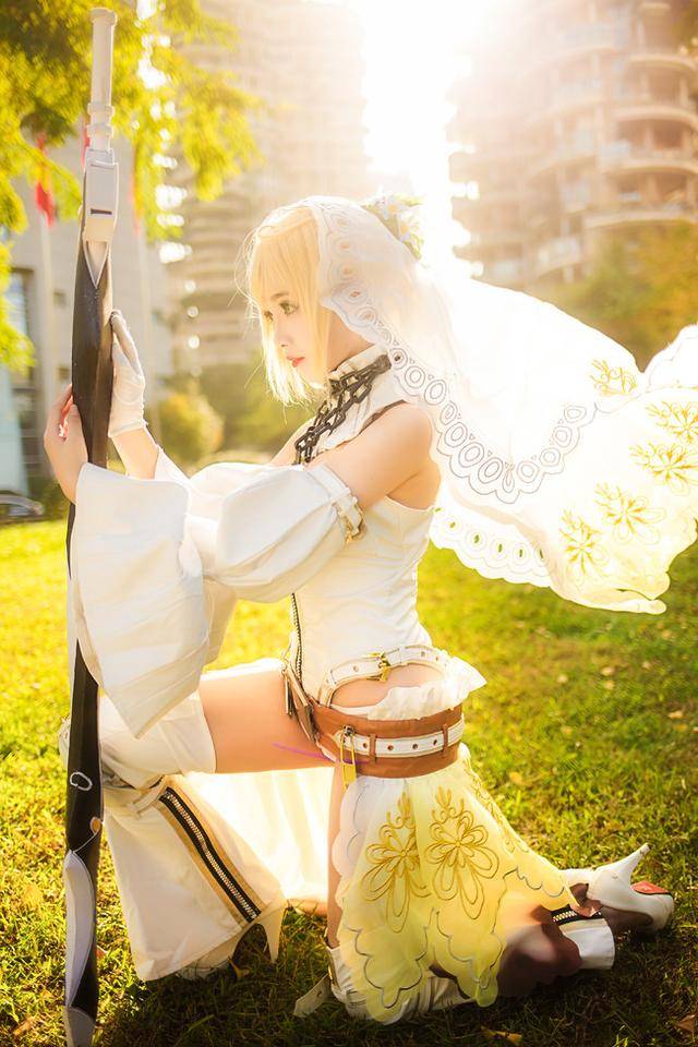 cosplayfate 御姐尼禄花嫁二破 长腿美少女