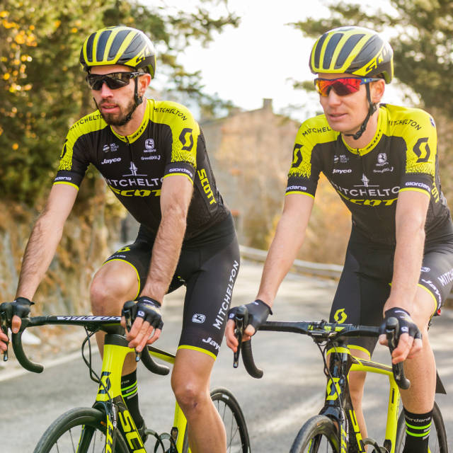 澳瑞凯-Scott车队：发布新队服的同时更名为Mitchelton-Scott_手机搜狐网