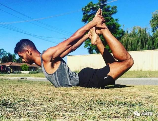 bow pose (dhanurasana)