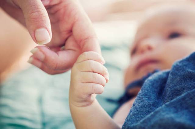 震惊澳媒 | 独自受精、怀孕、生子! 这位上海单