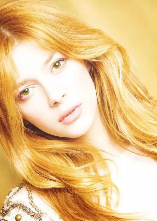 埃莲娜·萨汀(elena satine,1987年11月24日生于格鲁吉亚,第比利斯.