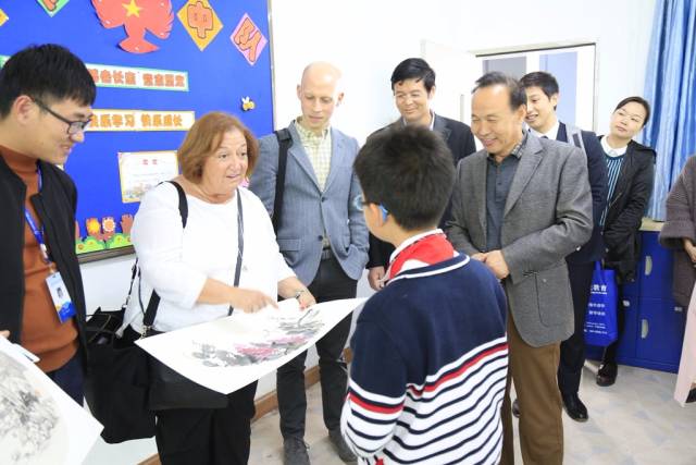 多所美国中小学校方代表来我校交流访问