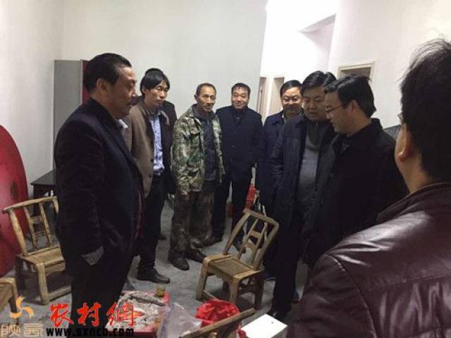 平利县长安镇双杨村市级劳模屈孝余矢志扶贫侧记