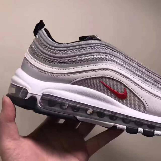 最好的高仿nike air max97银子弹和正品有什么区别?