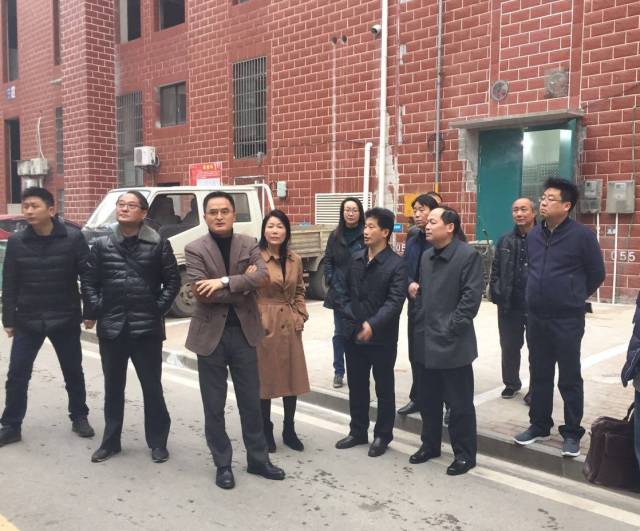 市信访局局长柯其宏,区委书记胡楚平,区委常委,政法委书记黄和明陪同.