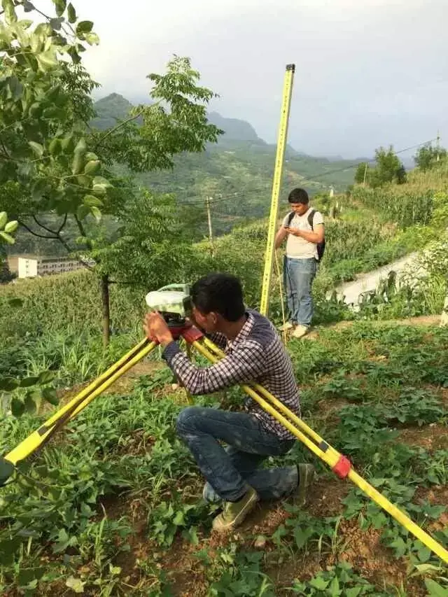 圖說測繪 | 一個三腳架引發的搞笑故事