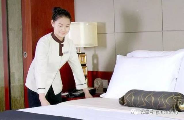 宾馆服务员收入上涨4.30%