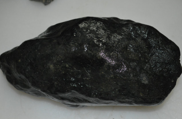 缅甸翡翠莫弯基赌石毛料图片_手机搜狐网