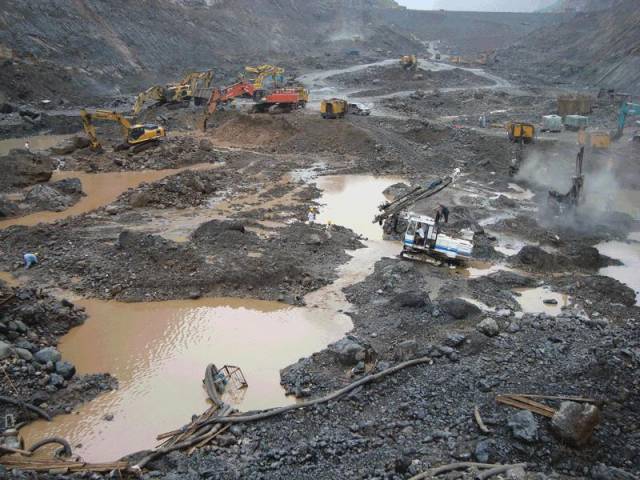 露天矿溃水淹没掩埋型排沙潜水泵露天矿防排水措施