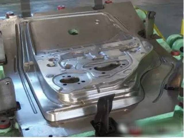冲压模具开发