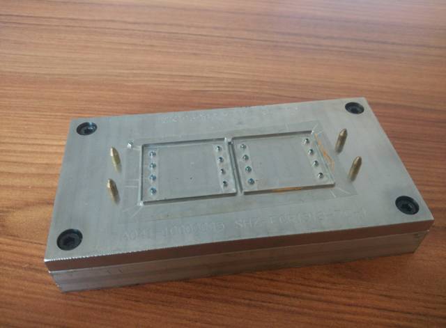 十年模切制模师傅:教你雕刻刀模的制作流程和使用注意事项!