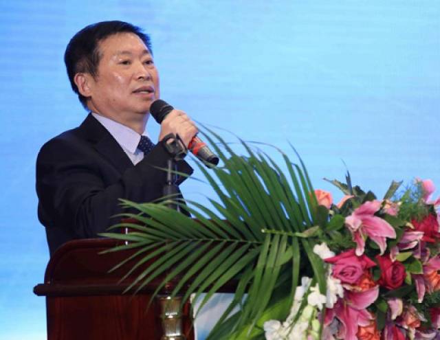 江西省政府驻京办党组成员,副主任高延平