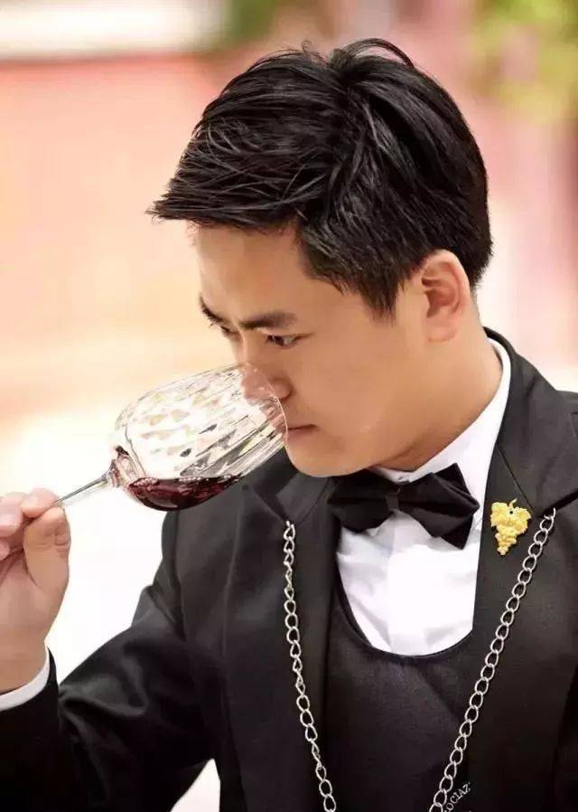 中国侍酒师研究院-院长  李航 steven