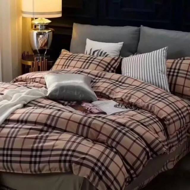 巴宝莉(burberry)床单四件套 大格子