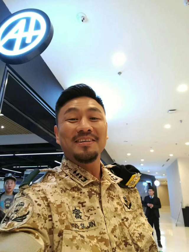 王洪祥最新电影杀青，与文松等众谐星剧照尽显霸气_搜狐网