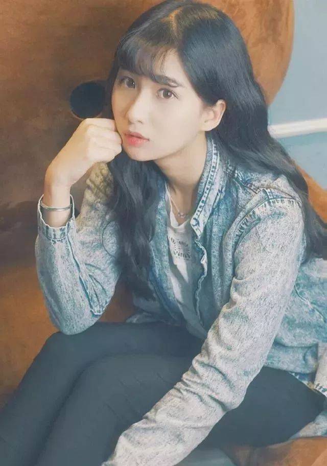 【妙龄校花】首都经贸大学丨戚蓝尹