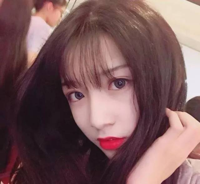 让14岁的小男孩艾比— abbily告诉你,男生可爱起来还真的没女生什么事