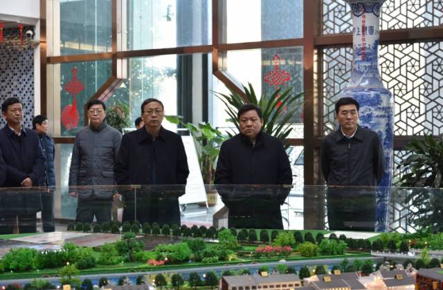 撤县建市工作,副市长何晞,平舆县领导张怀德,禹卫东,陈玉杰等陪同调研