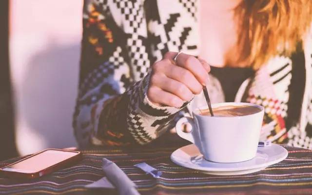 picjumbo网站上的图像资源很棒,且用起来相当简单与便捷.