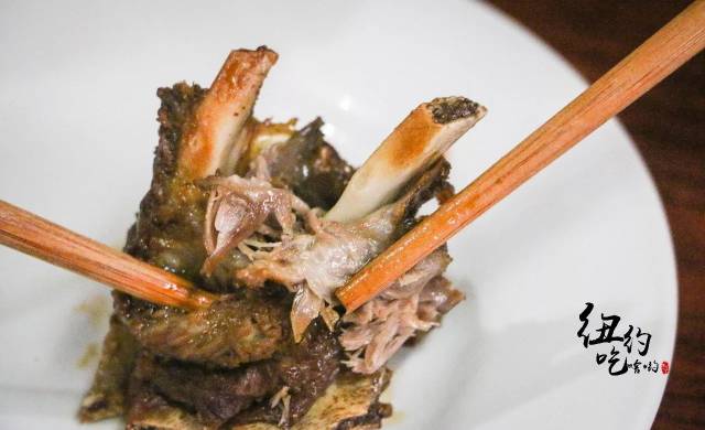 羊肉串论斤吃!纽约这家小店就凭这实在劲儿红透闹市区?