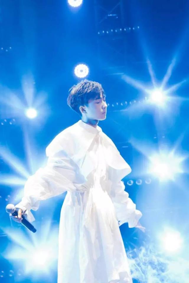 李振宇