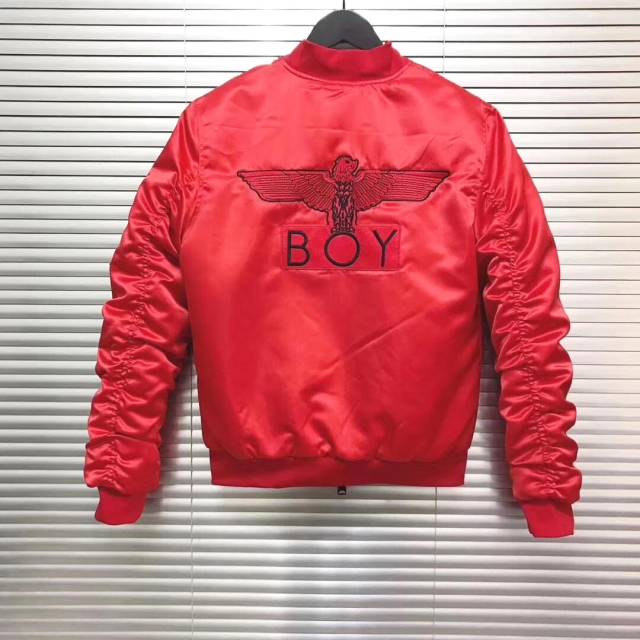 帅气的boy london夹克外套 提高休闲搭配的格调