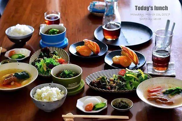 看完日本这一家三口的一日三餐,才知道什么叫"好好吃饭"