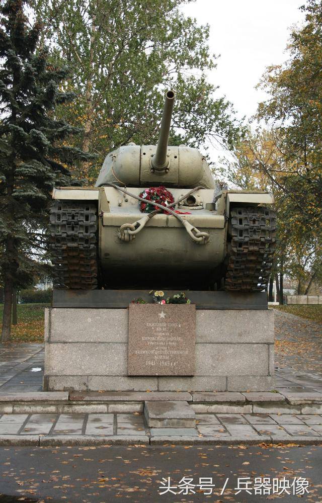 二战坦克 之 苏联kv-85重型坦克:二战苏联kv系列重型坦克第三型