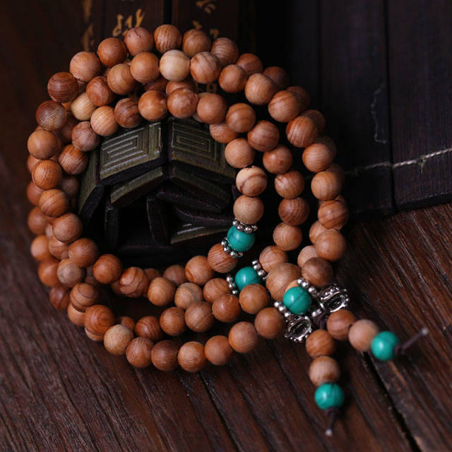 只卖给外国人,不祸害中国人,这个拥有无数手串的男人被判了死刑!